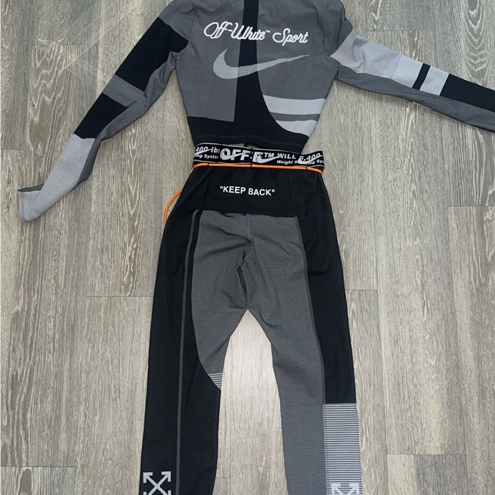 Off white 2 piece